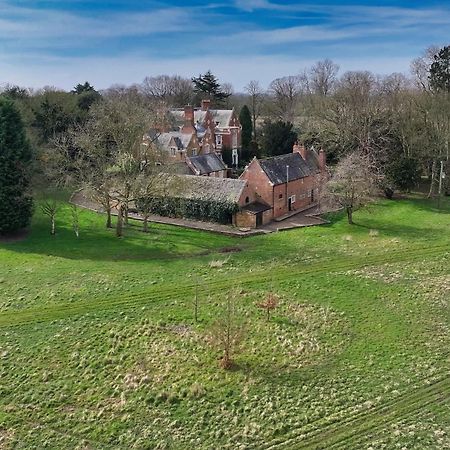 Villa Enholmes Coach House Kingston upon Hull Esterno foto